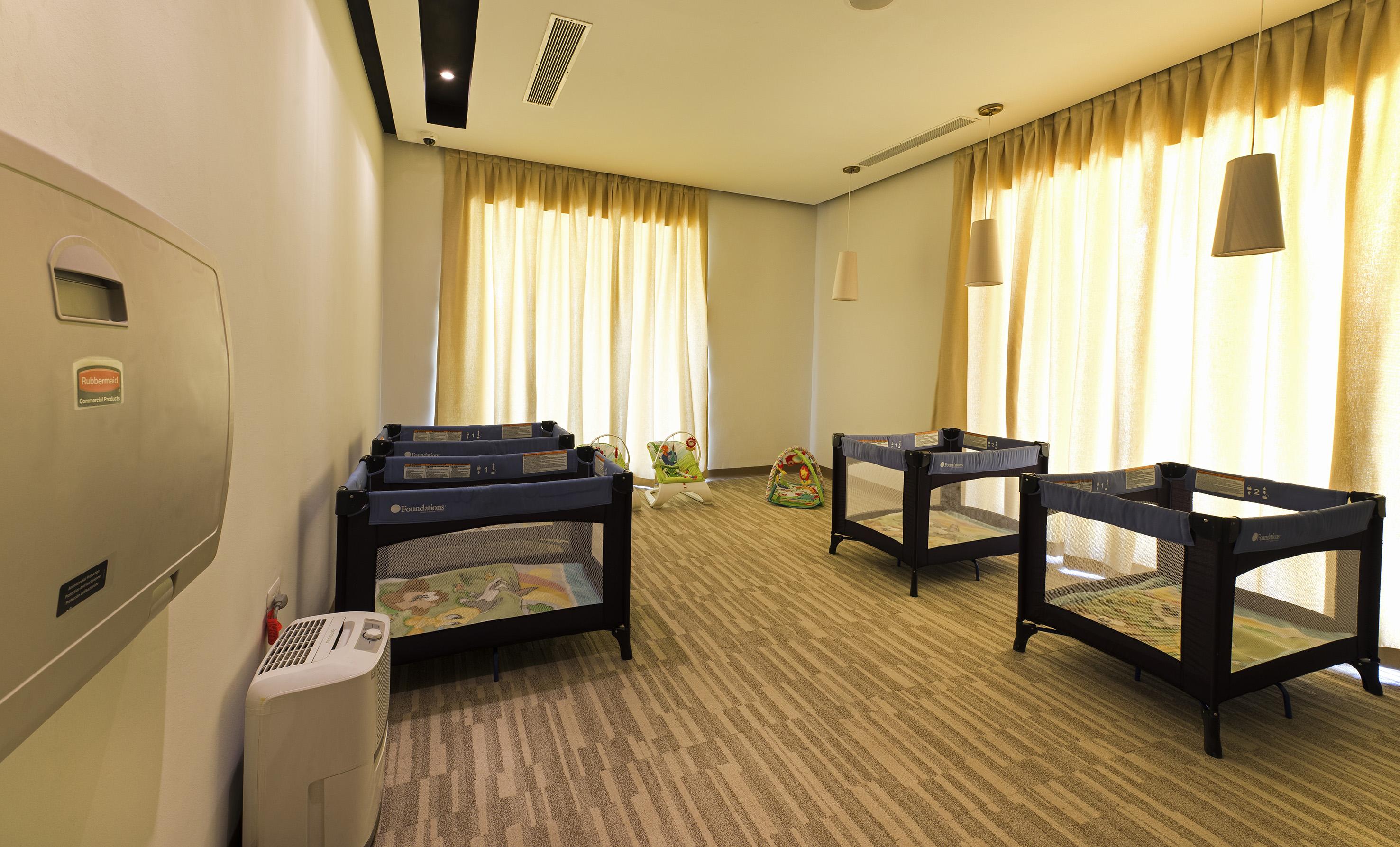 Melia Caribe Beach Resort Punta Cana Exterior foto Infant room
