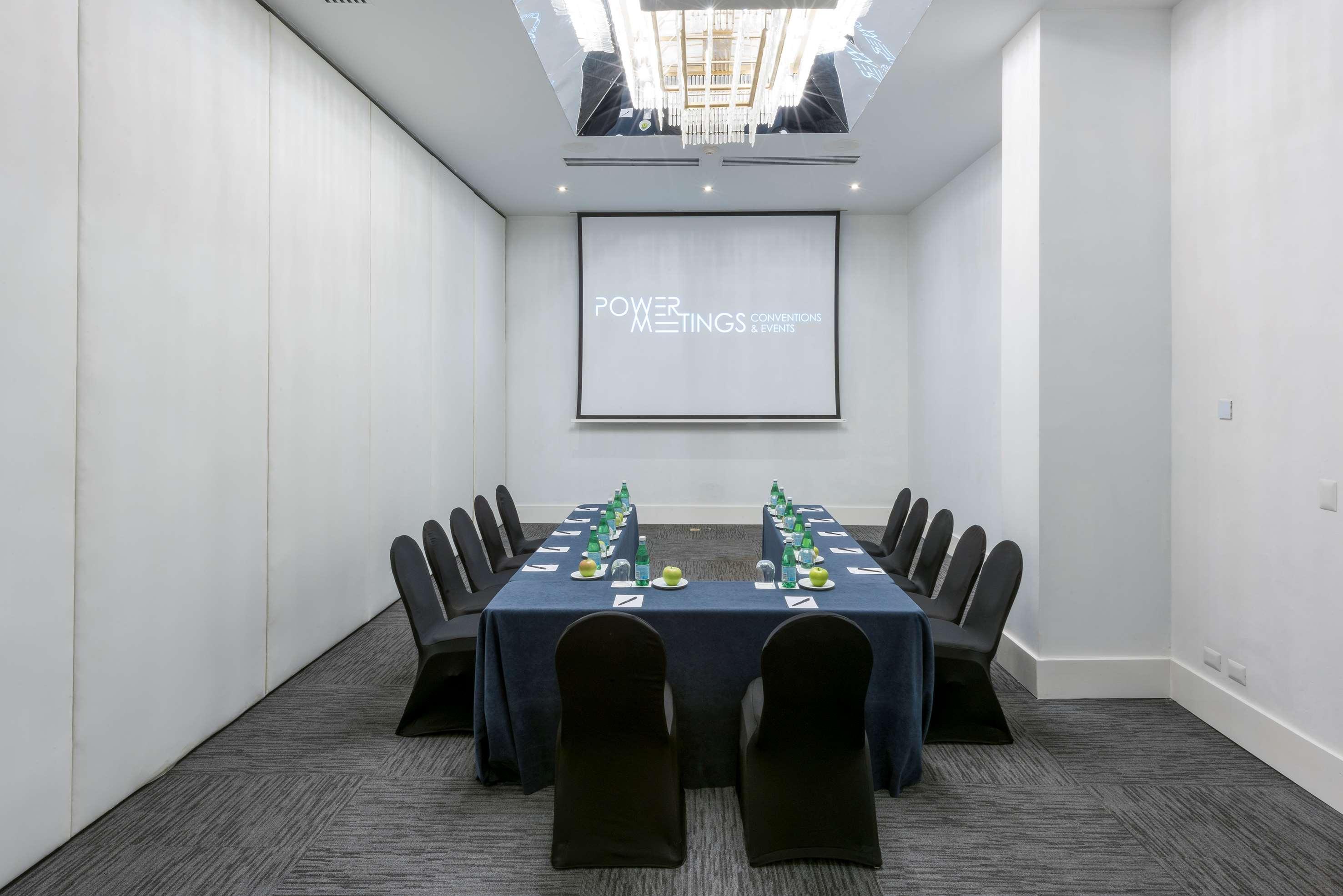 Melia Caribe Beach Resort Punta Cana Exterior foto Meeting room at the hotel