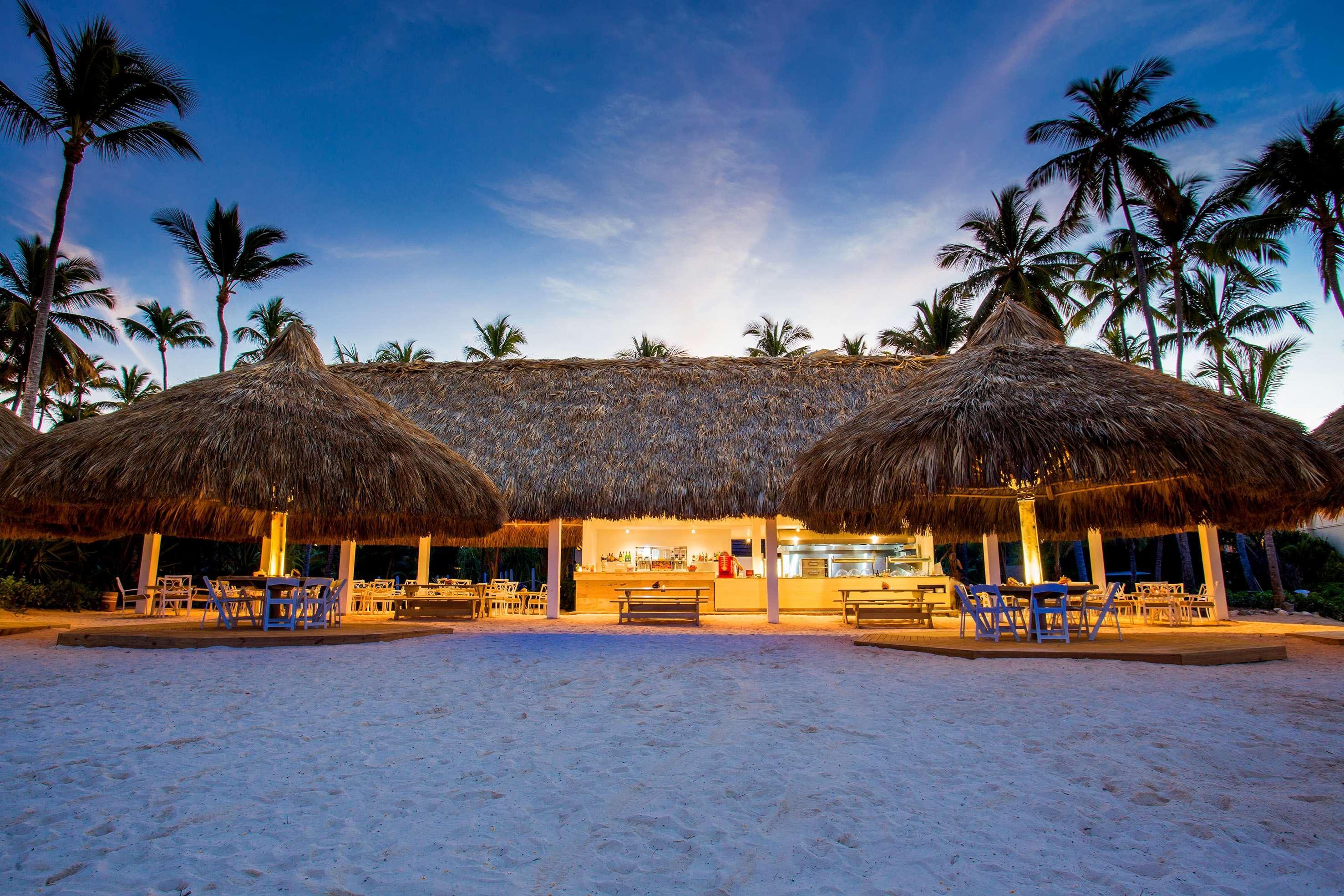 Melia Caribe Beach Resort Punta Cana Exterior foto Sunset at the beach